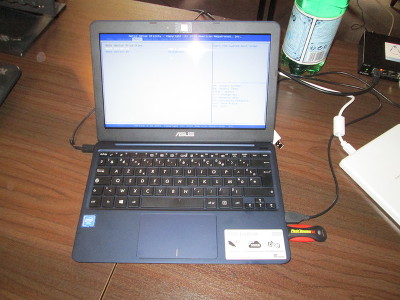 ASUS X205TA